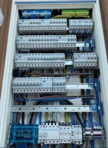 Eletricista Certificado 24 Horas – Instalação e Manutenção Elétrica